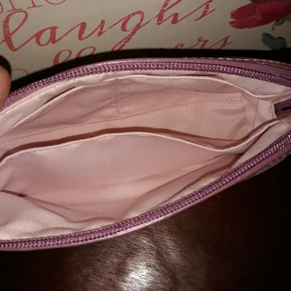 Coach case - Picture 2 of 2